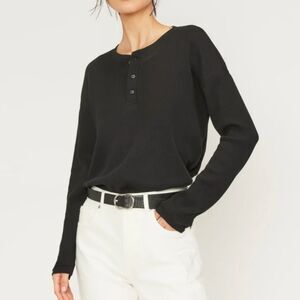 Everlane Women’s The Organic Cotton Thermal Henley Top Size M